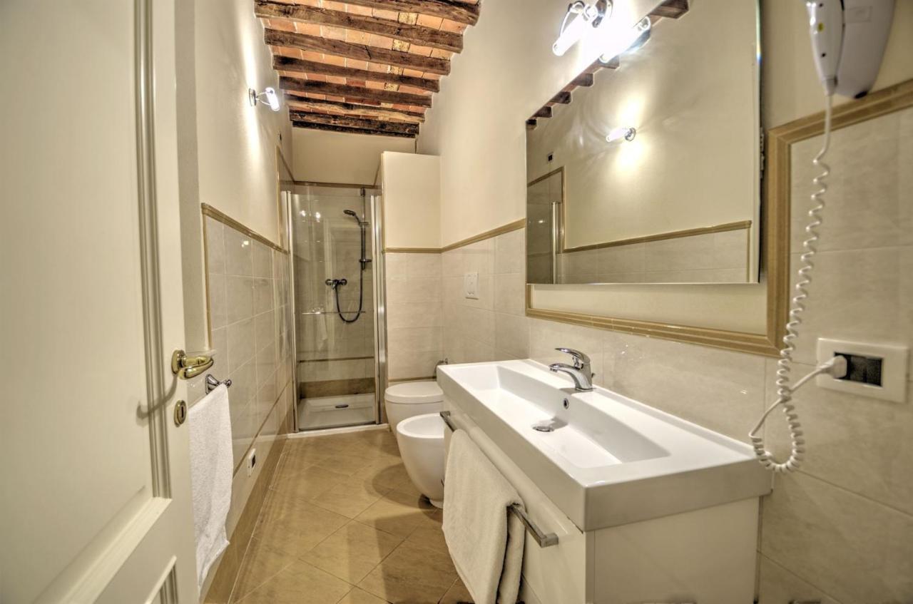 Lucca Cycling Holidays Il Tiglio Rooms Sant'Andrea di Compito Экстерьер фото