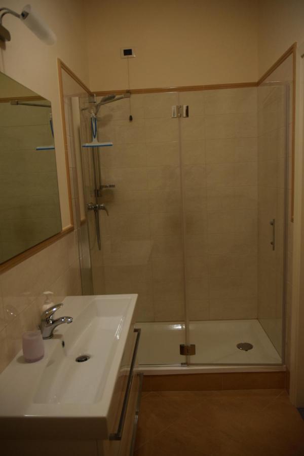 Lucca Cycling Holidays Il Tiglio Rooms Sant'Andrea di Compito Экстерьер фото